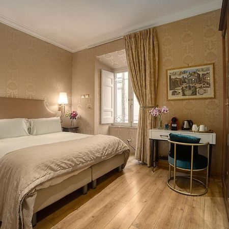 Bq House Trevi Luxury Rooms Rom Exteriör bild