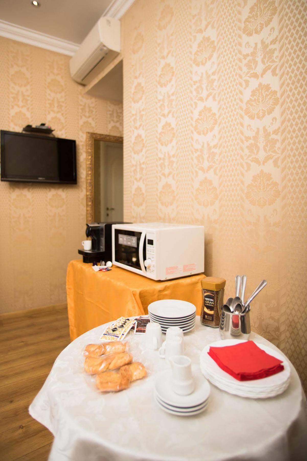 Bq House Trevi Luxury Rooms Rom Exteriör bild