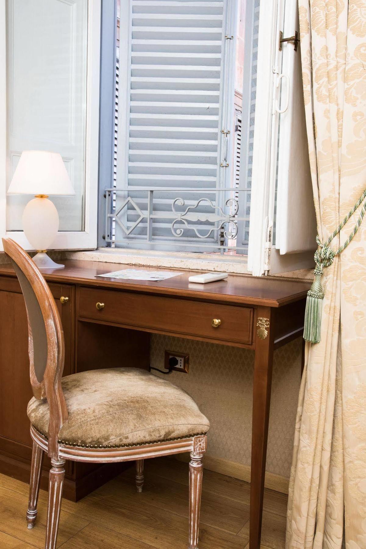 Bq House Trevi Luxury Rooms Rom Exteriör bild